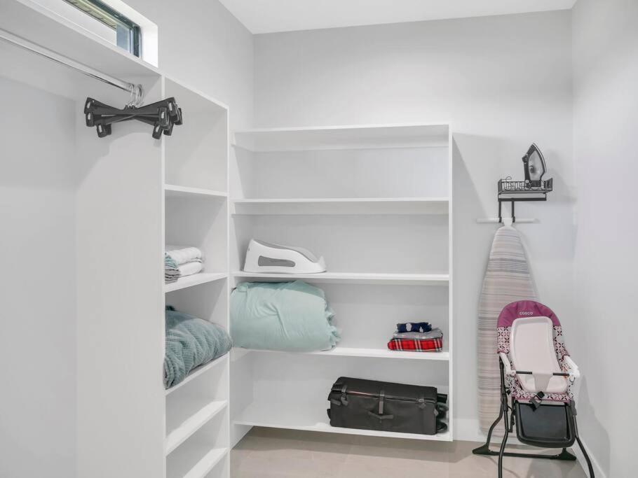 Casa Sevilla, Heated Pool, Sleeps 9, 4B3B 케이프코럴 외부 사진
