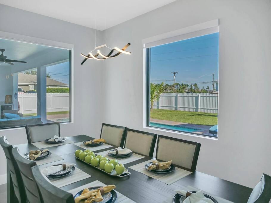 Casa Sevilla, Heated Pool, Sleeps 9, 4B3B 케이프코럴 외부 사진