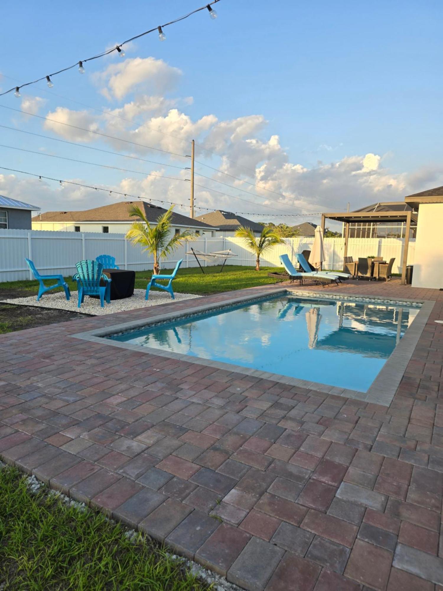 Casa Sevilla, Heated Pool, Sleeps 9, 4B3B 케이프코럴 외부 사진